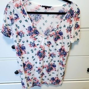 Truly Madly Deeply floral v neck tee